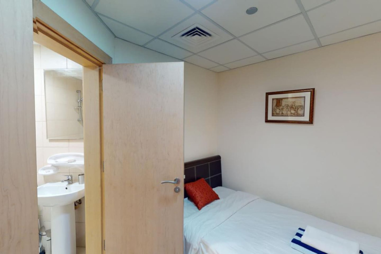 DVH Dabas Palm Shores Elegant Four Beds — image 26 of 33