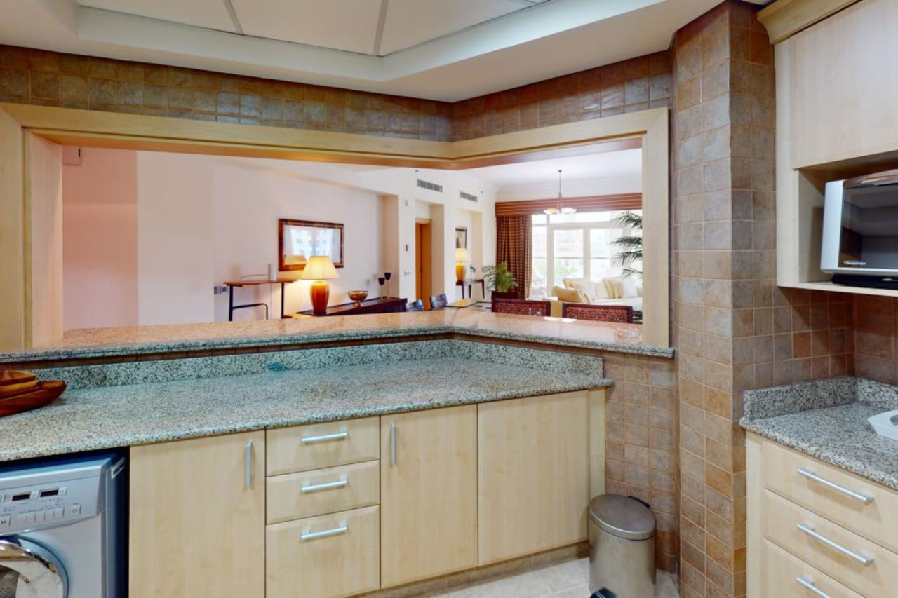 DVH Dabas Palm Shores Elegant Four Beds — image 14 of 33