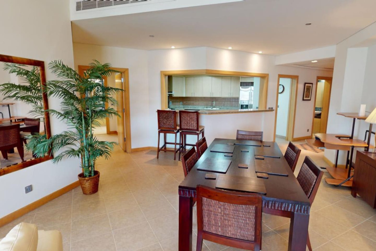 DVH Dabas Palm Shores Elegant Four Beds — image 11 of 33