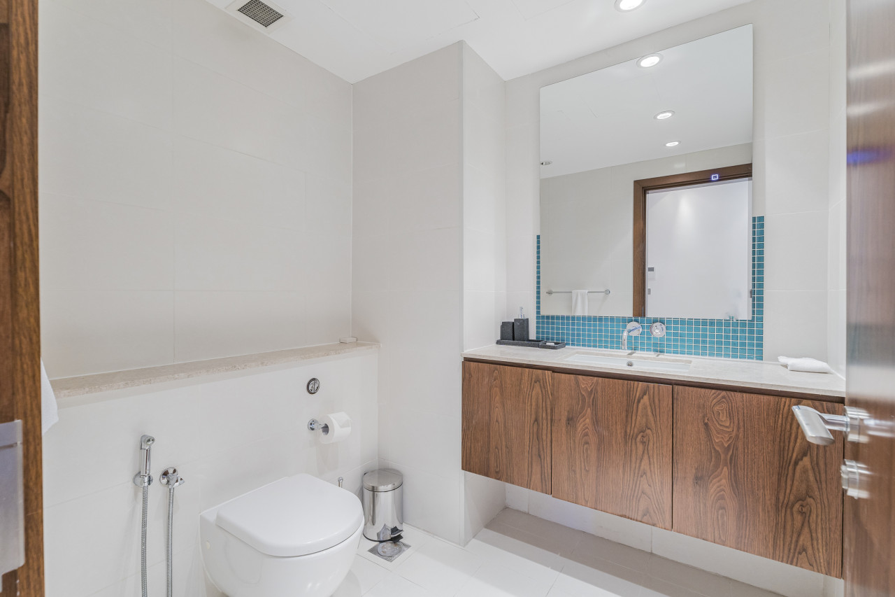 Oceana Baltic Palm West Beach Views 3 beds — image 16 of 53