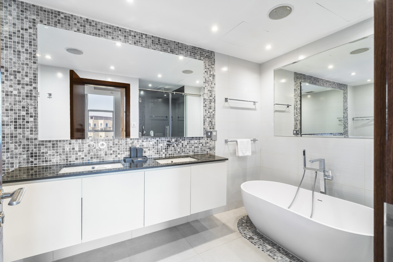 Oceana Baltic Palm West Beach Views 3 beds — image 25 of 53