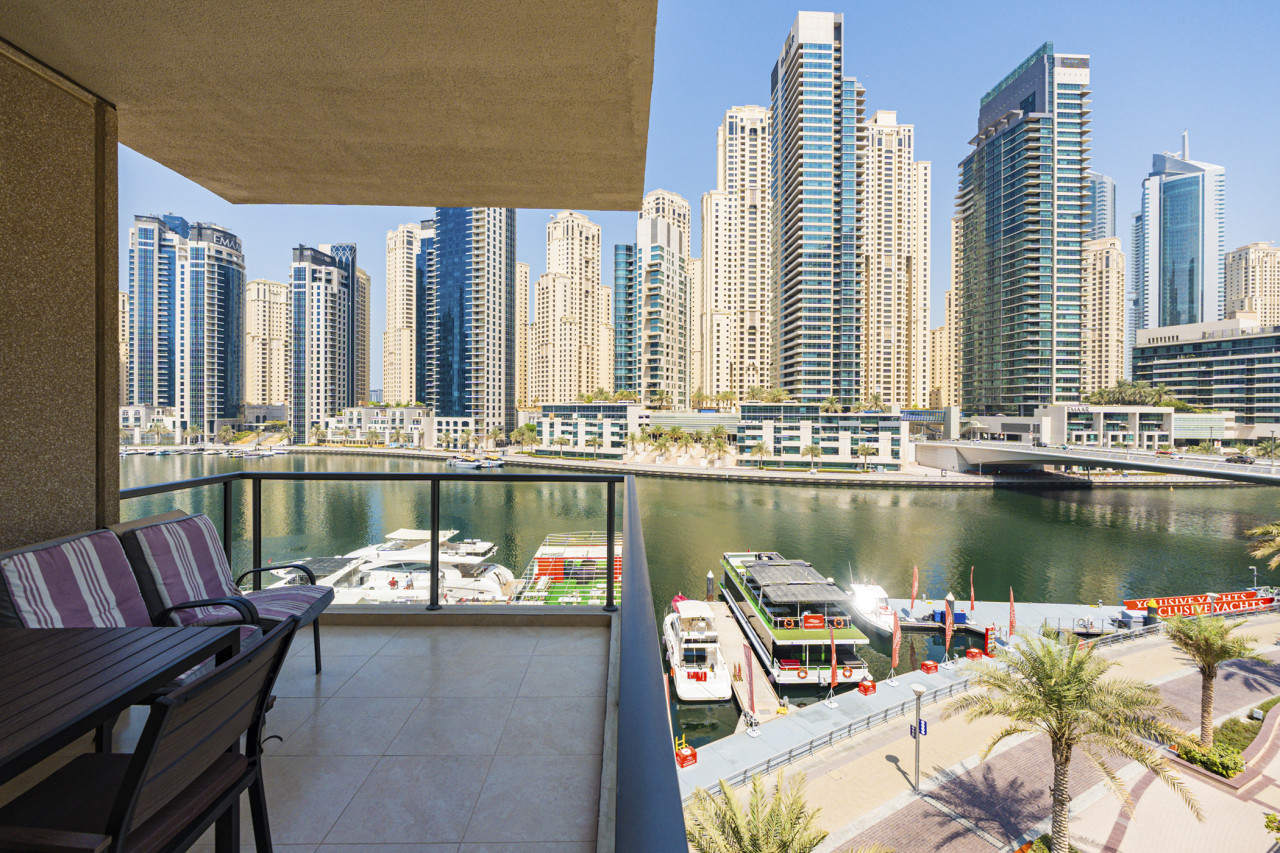 Luxurious Waterfront Stay at Al Majara, Dubai Marina — image 31 of 39