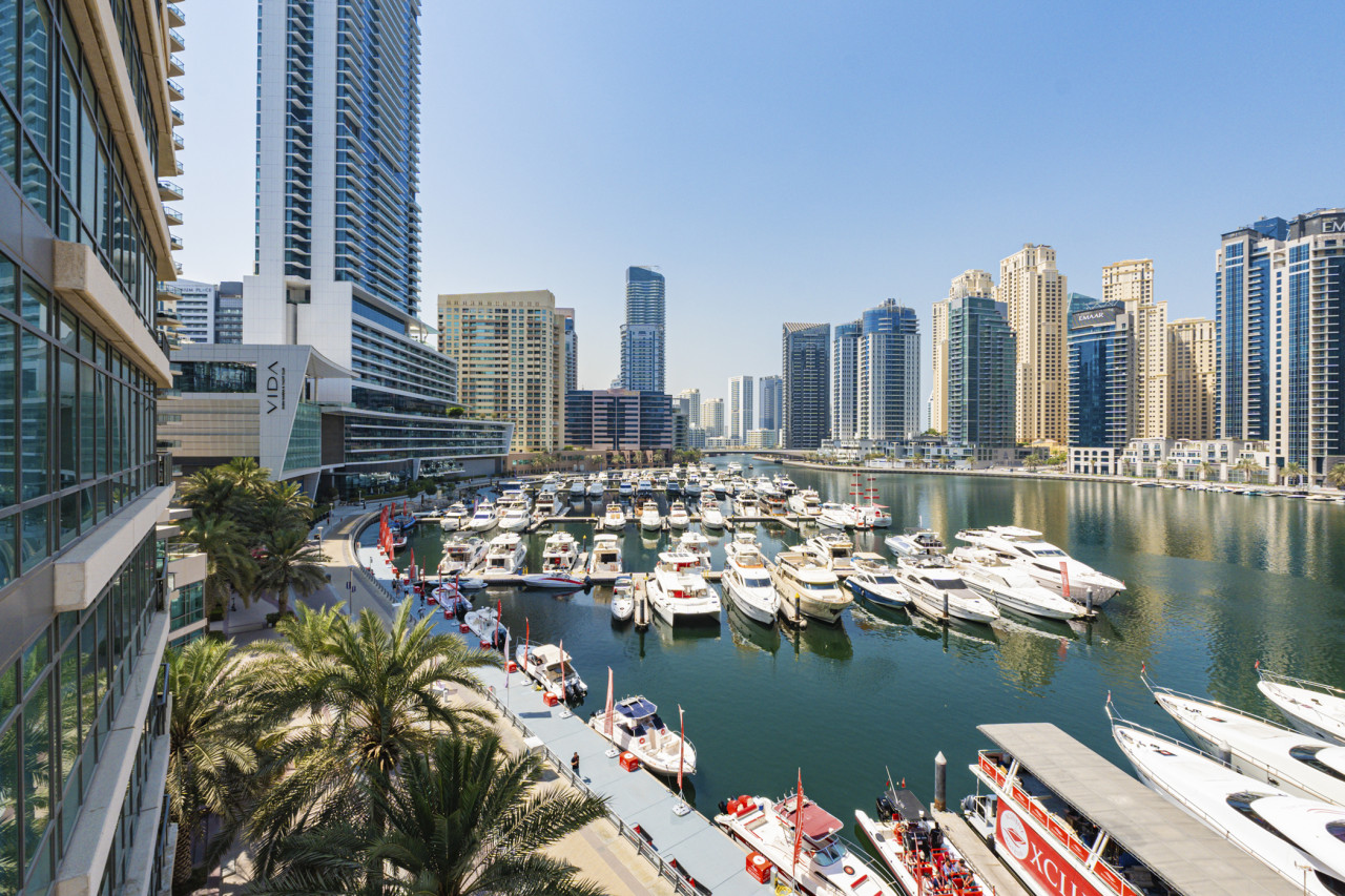 Luxurious Waterfront Stay at Al Majara, Dubai Marina — image 35 of 39