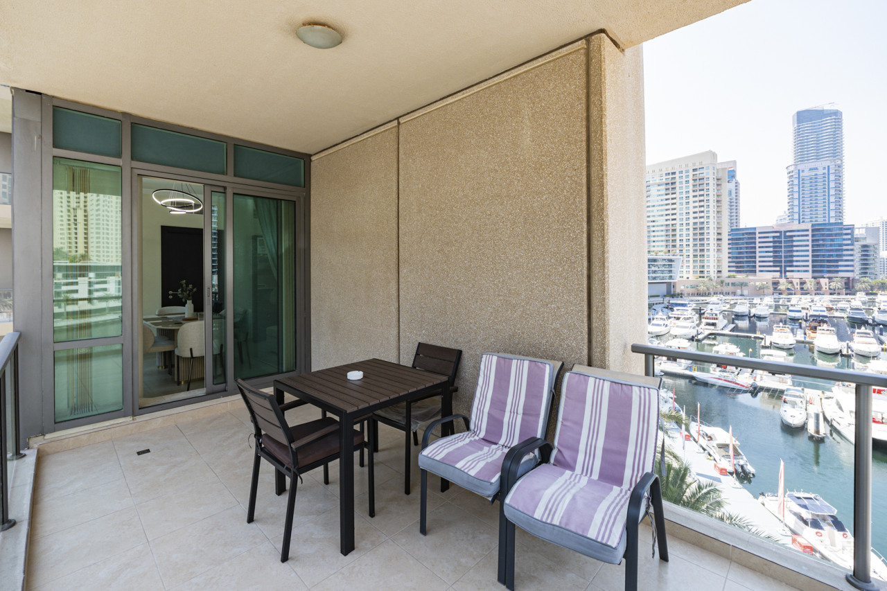 Luxurious Waterfront Stay at Al Majara, Dubai Marina — image 26 of 39