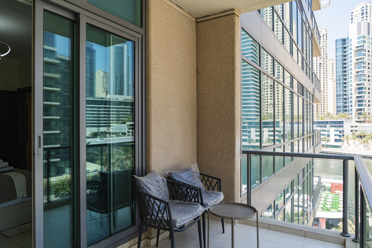 Luxurious Waterfront Stay at Al Majara, Dubai Marina — image 29 of 39