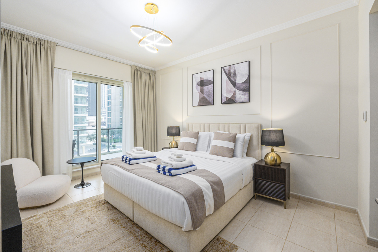 Luxurious Waterfront Stay at Al Majara, Dubai Marina — image 17 of 39