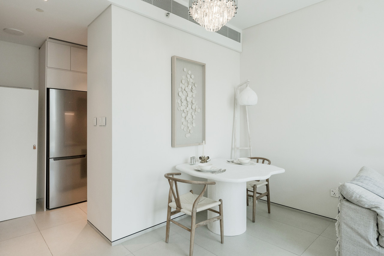 Luxury at JBR Jumeirah Gate Tower 1 — image 8 of 21