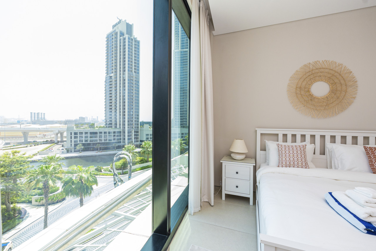 Luxury at JBR Jumeirah Gate Tower 1 — image 15 of 21