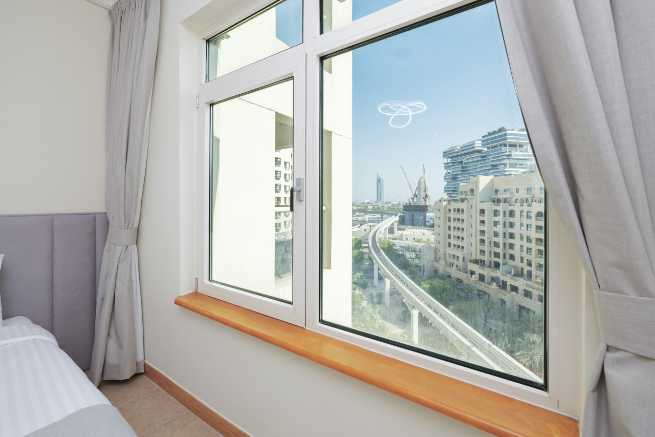Luxury Holiday Apartment Palm Jumeirah Al Hamri — image 12 of 29