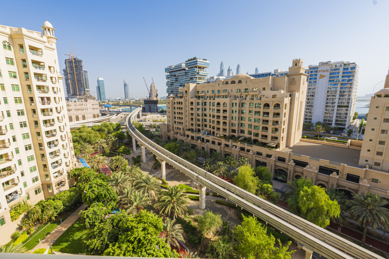 Luxury Holiday Apartment Palm Jumeirah Al Hamri — image 24 of 29