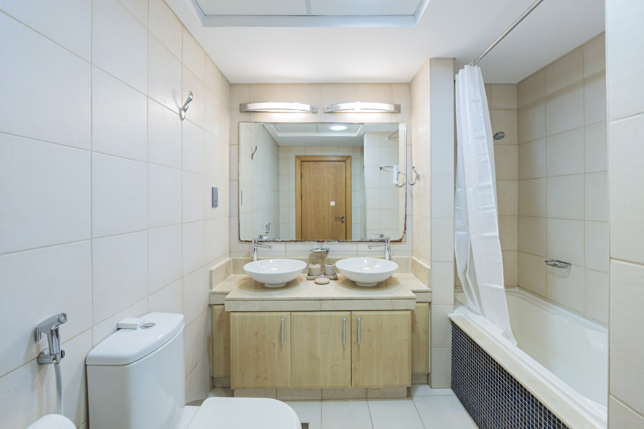 Luxury Holiday Apartment Palm Jumeirah Al Hamri — image 18 of 29