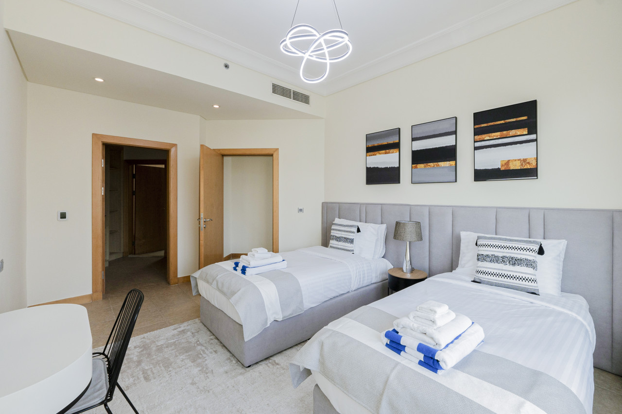 Luxury Holiday Apartment Palm Jumeirah Al Hamri — image 19 of 29