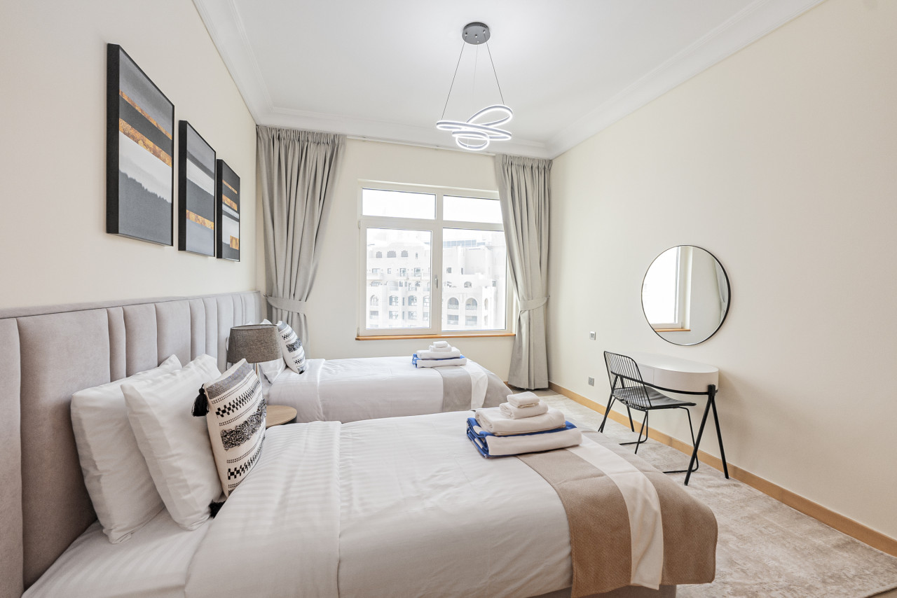 Luxury Holiday Apartment Palm Jumeirah Al Hamri — image 20 of 29