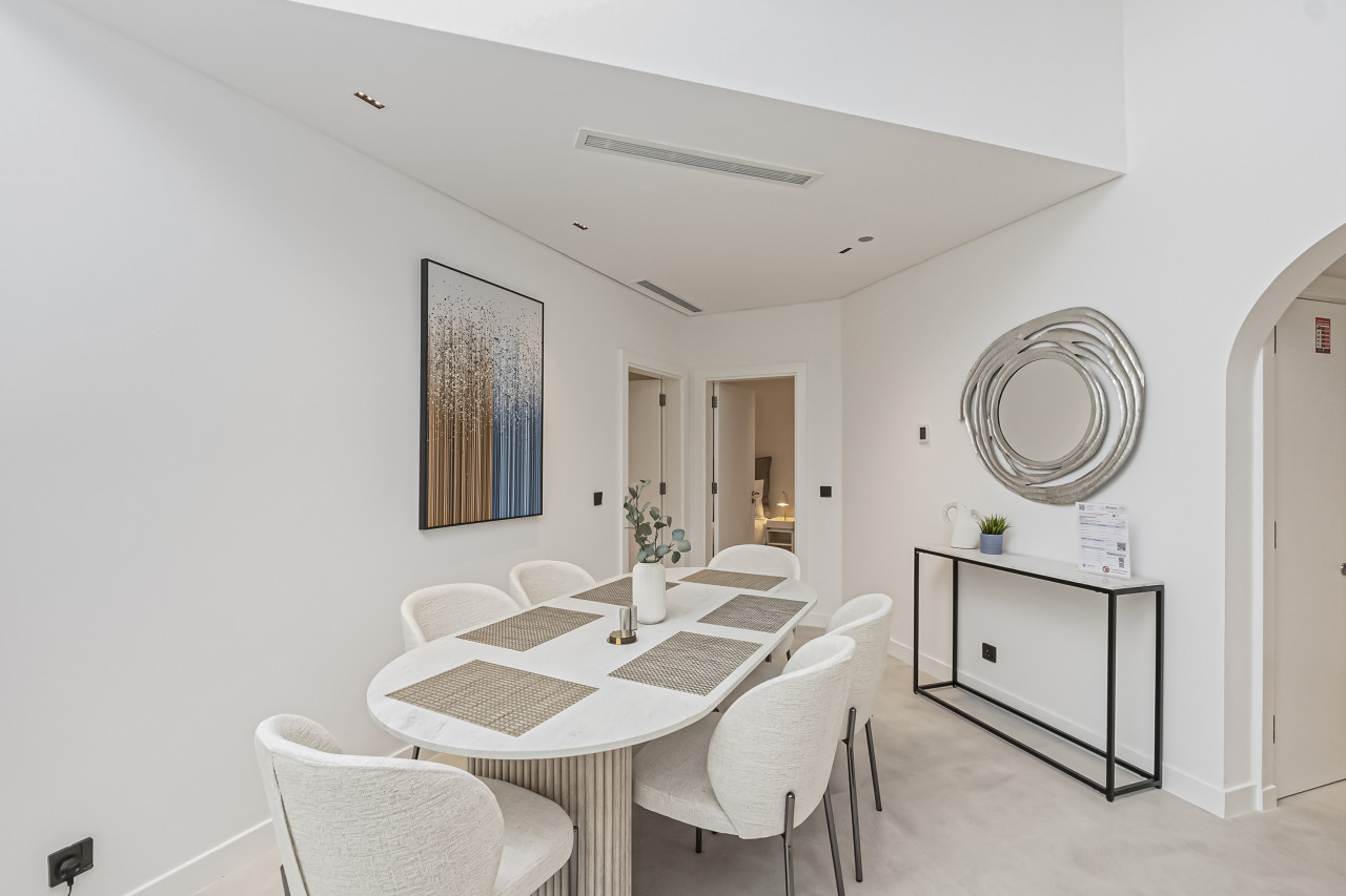 Luxury at Beachside Al Sultana, Jumeirah Shoreline — image 7 of 30