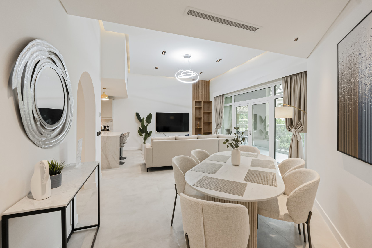 Luxury at Beachside Al Sultana, Jumeirah Shoreline — image 6 of 30