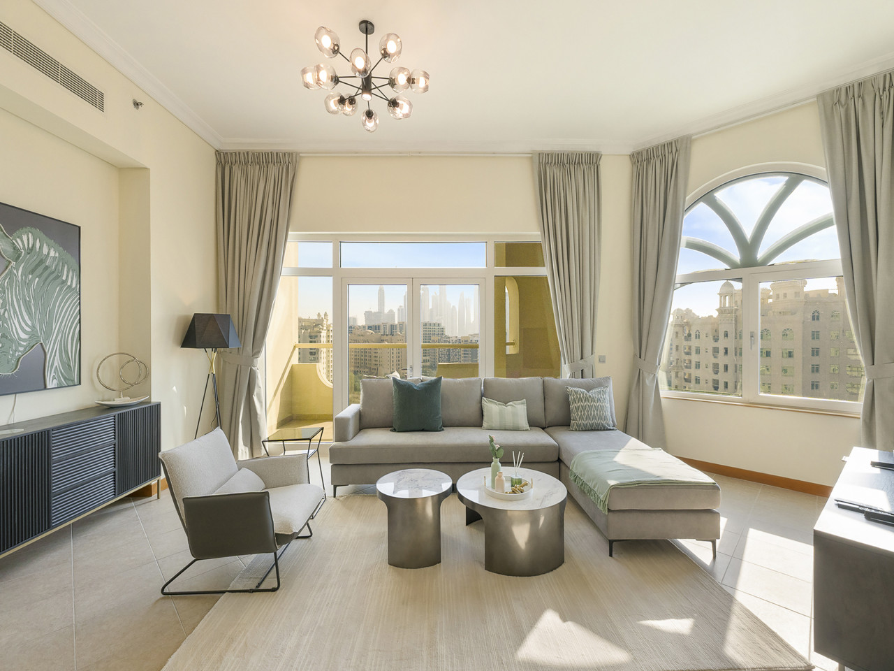 Short-stay at Al Haseer - 4 Beds Palm Holiday Apt — image 6 of 38
