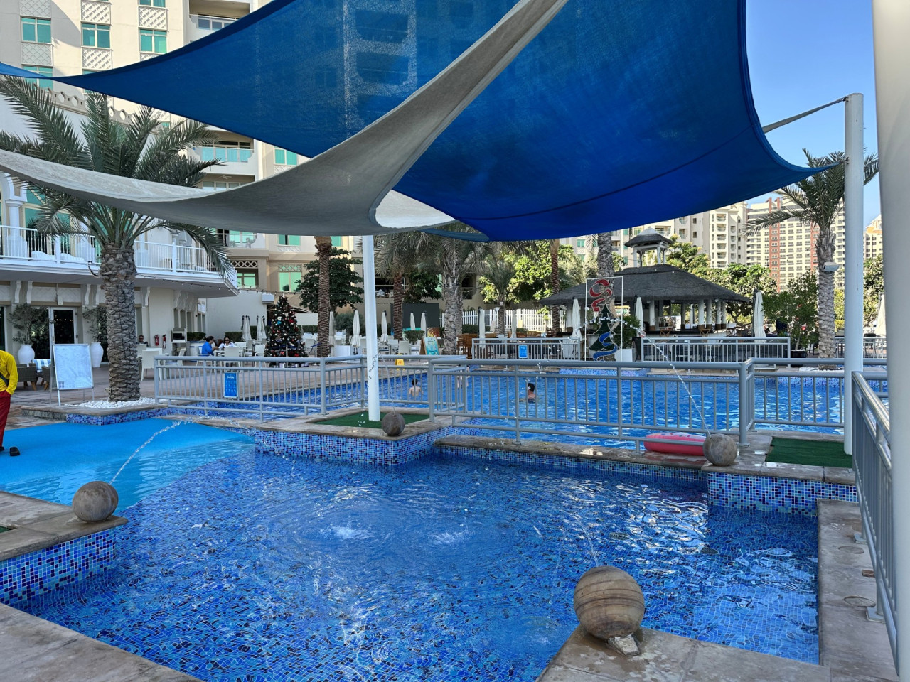 Short-stay at Al Haseer - 4 Beds Palm Holiday Apt — image 36 of 38