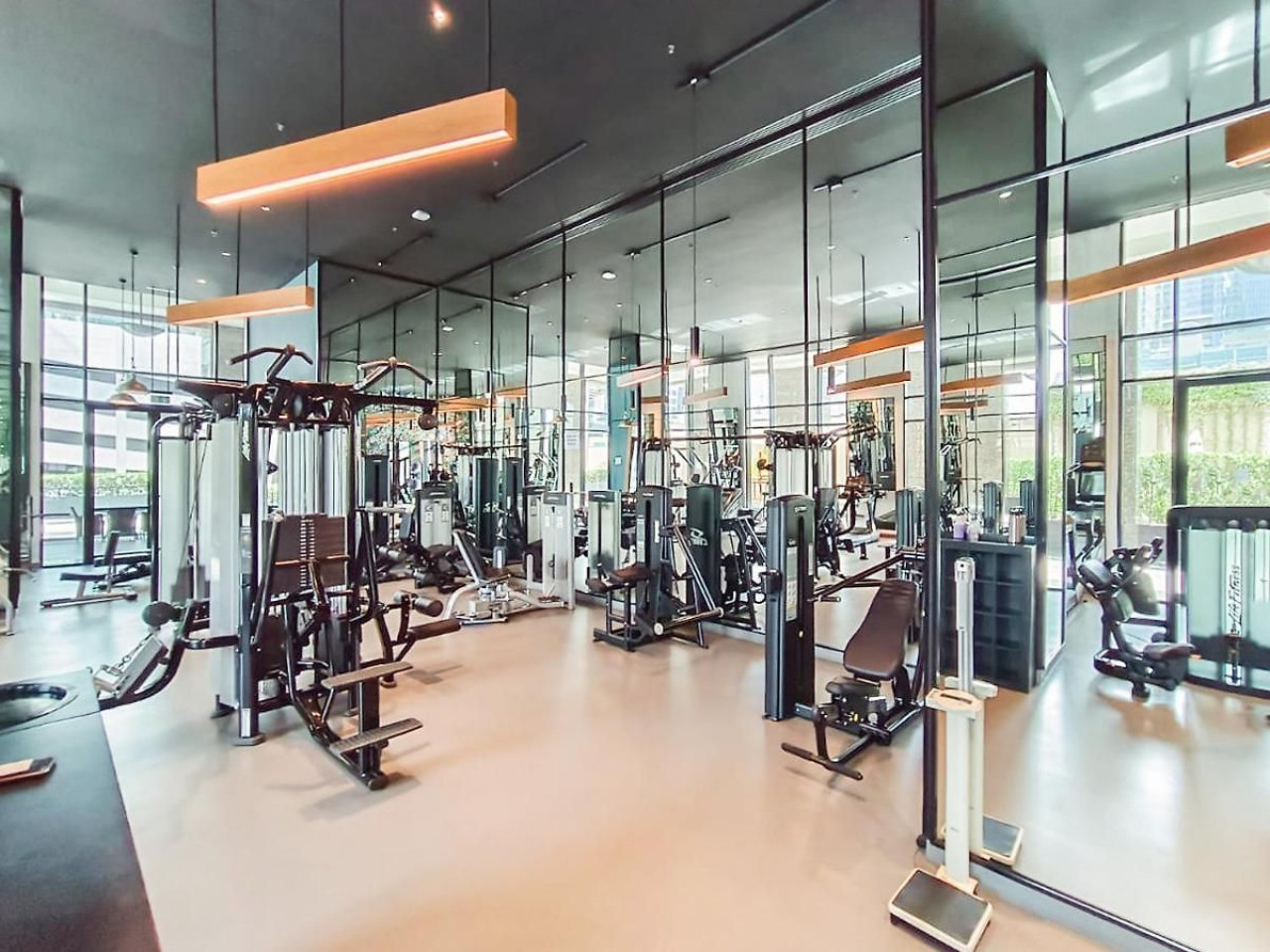 Short stay Limestone House DIFC 2 bedrooms — image 25 of 33