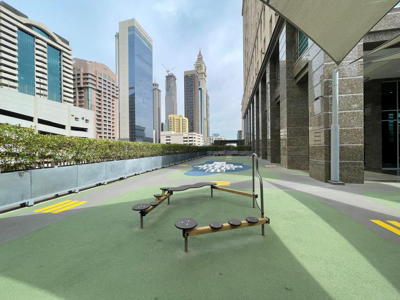 Short stay Limestone House DIFC 2 bedrooms — image 30 of 33