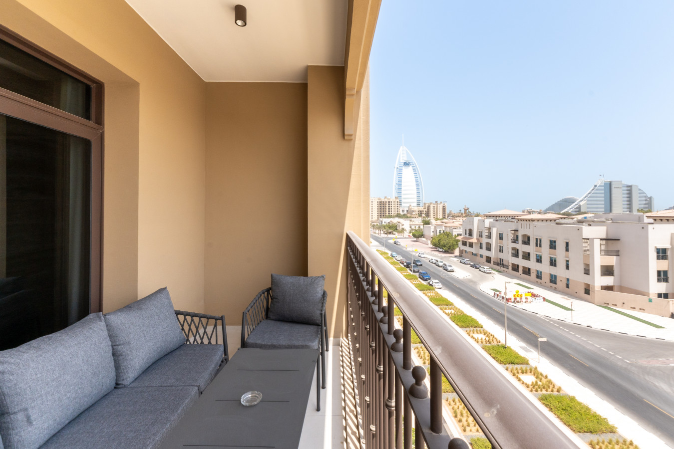Madinat Jumeirah Living 1 Bedroom Holiday Rental in Jadeel 3 — image 18 of 26