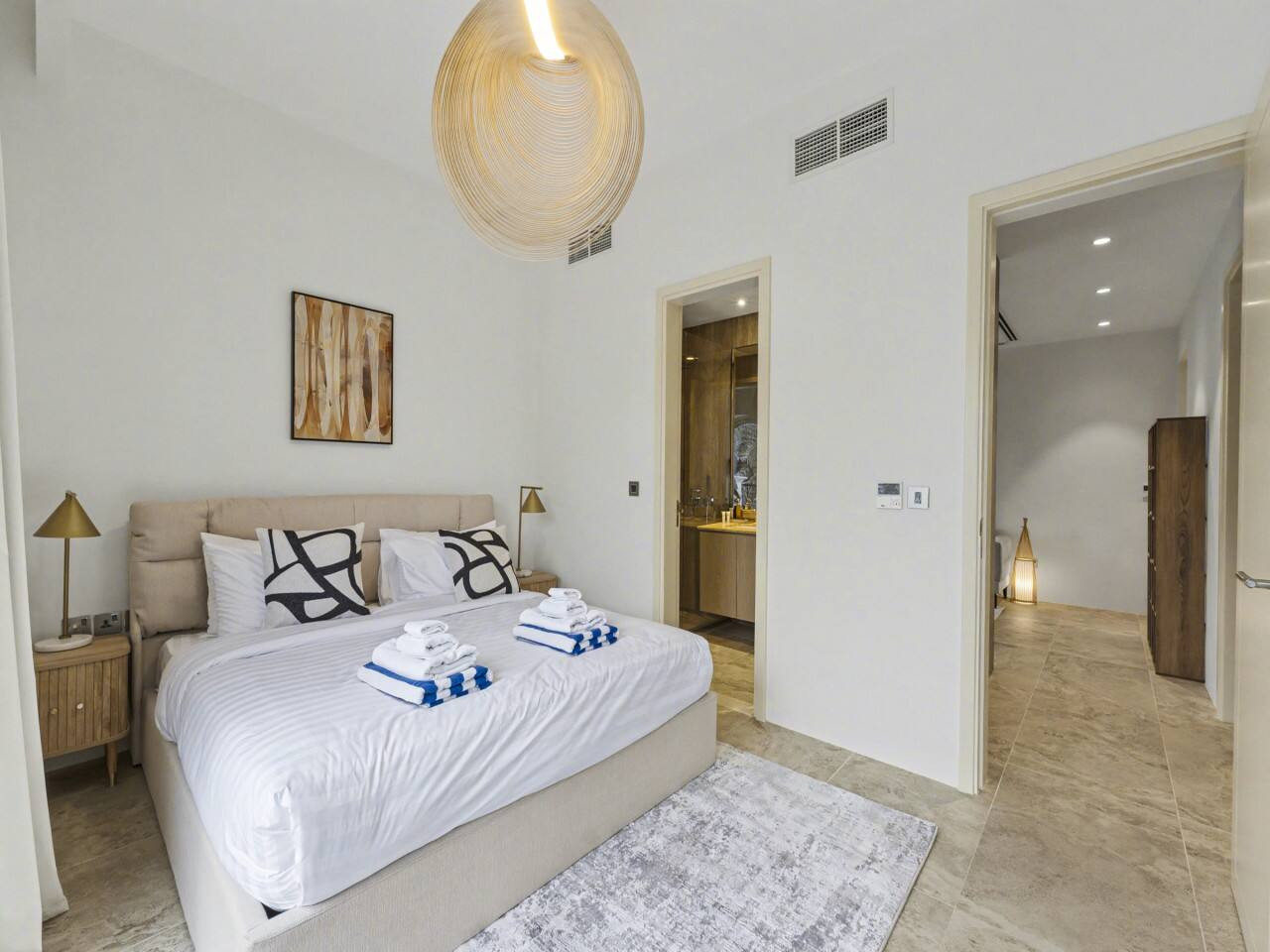 4 Beds Townhouse in Redwood, Jumeirah Golf Estates — image 23 of 41