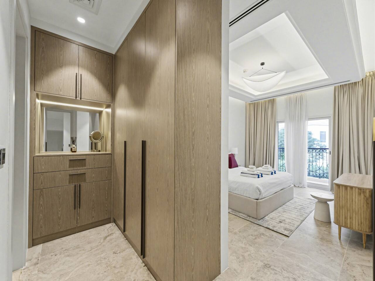 4 Beds Townhouse in Redwood, Jumeirah Golf Estates — image 14 of 41