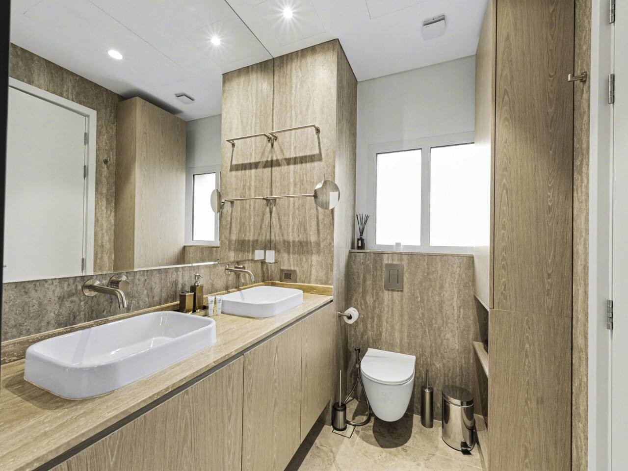 4 Beds Townhouse in Redwood, Jumeirah Golf Estates — image 19 of 41