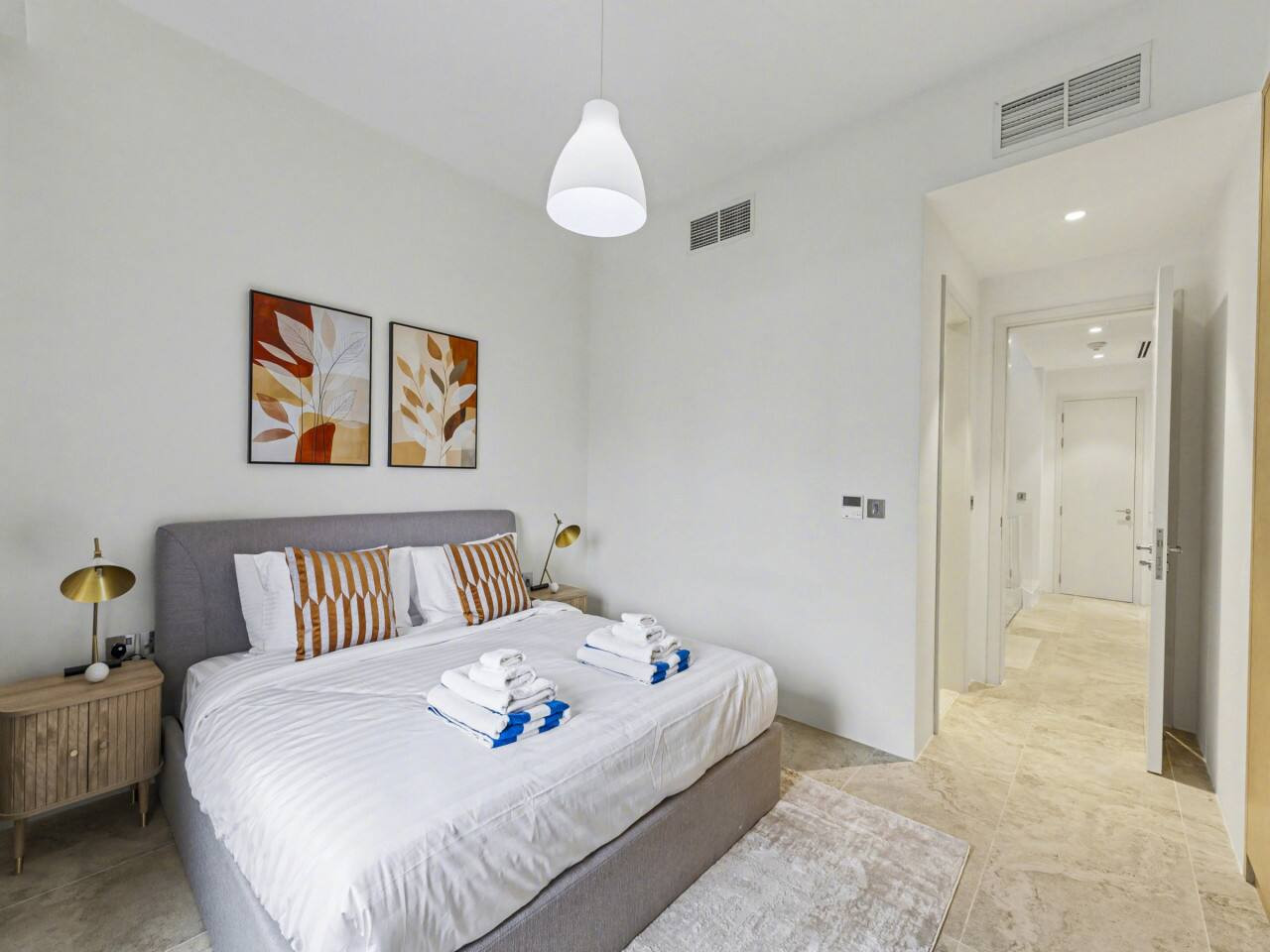 4 Beds Townhouse in Redwood, Jumeirah Golf Estates — image 12 of 41