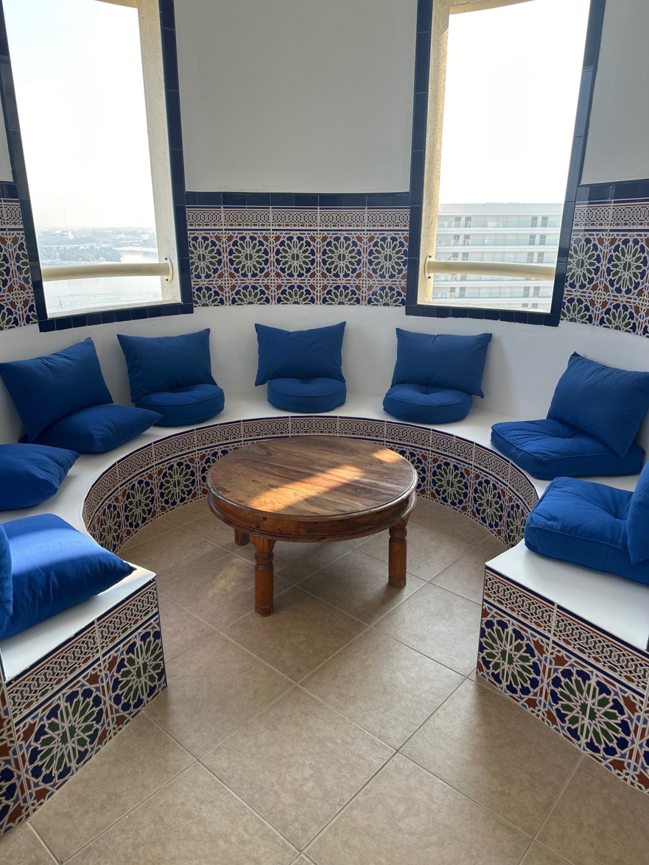 Al Basri, Palm Jumeirah, Beachfront 2BR + Maid’s Room Apartment  Sea Views — image 3 of 33