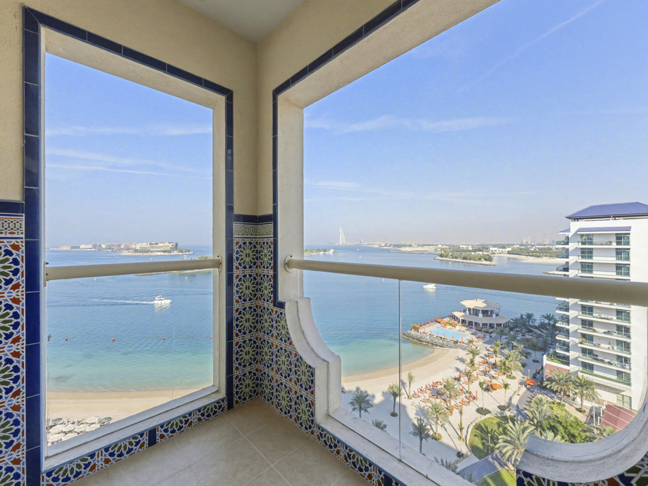 Al Basri, Palm Jumeirah, Beachfront 2BR + Maid’s Room Apartment  Sea Views — image 28 of 33