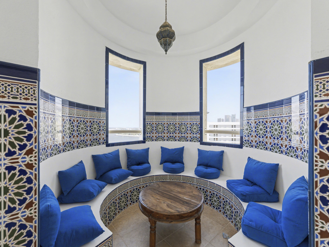 Al Basri, Palm Jumeirah, Beachfront 2BR + Maid’s Room Apartment  Sea Views — image 24 of 33