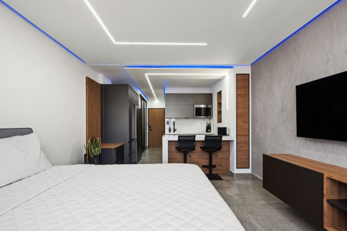 Free Parking | Chic Studio near Events + Fast Wifi