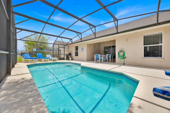 Peaceful, Pet Friendly Villa | Pool & Games Room