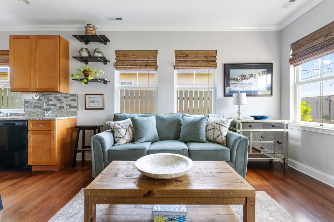 3 Bedroom Cozy Home Right Next To Park Circle! - Charleston, SC