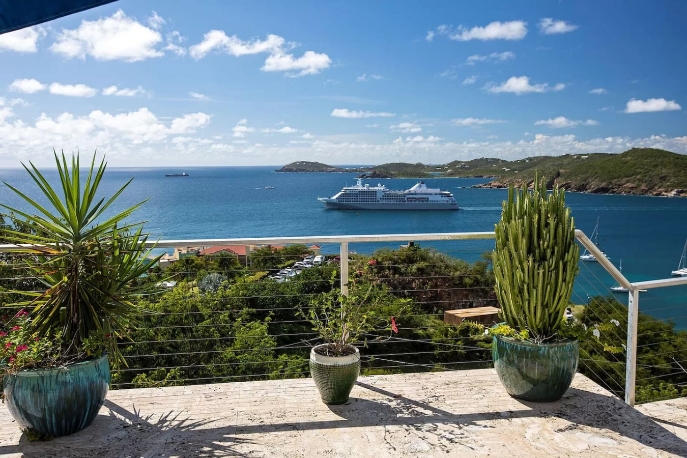 Frenchman's View Villa 2 BD/2.5 BA w/ Pool 4
