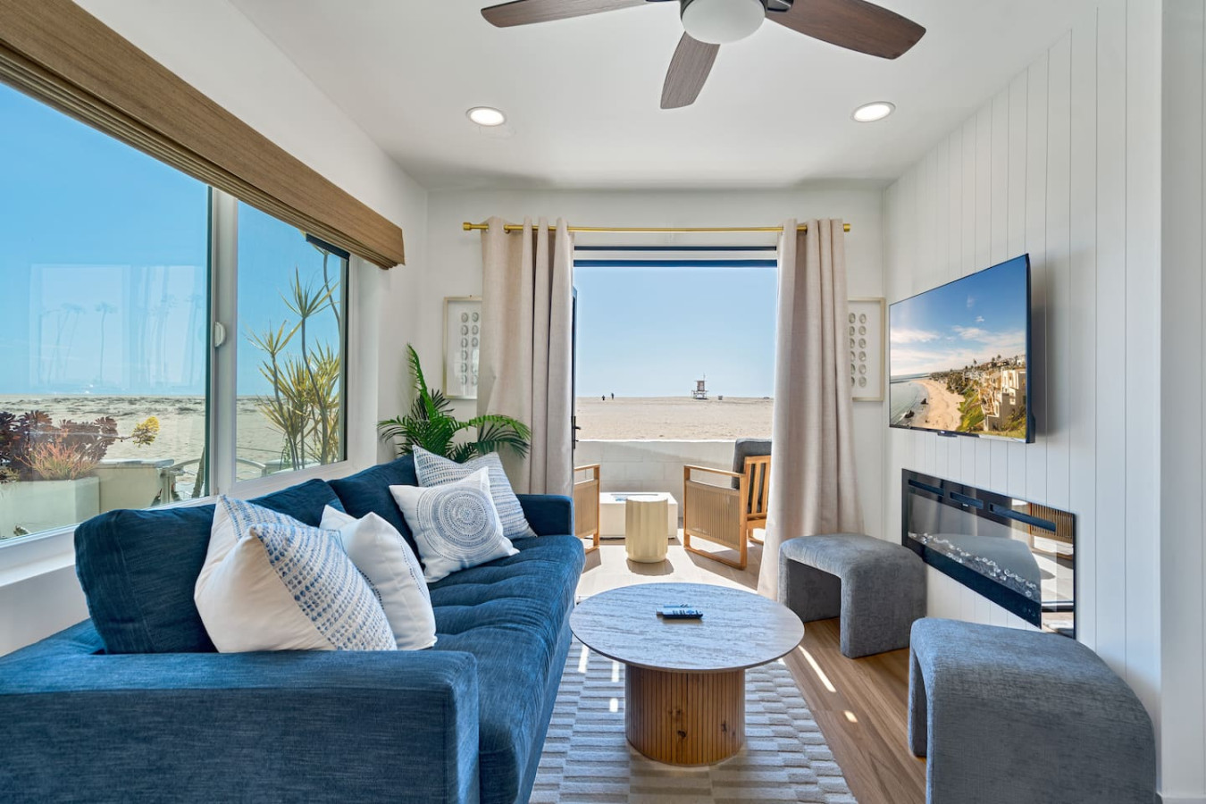 Beachfront Suite w/ Private Patio + Parking