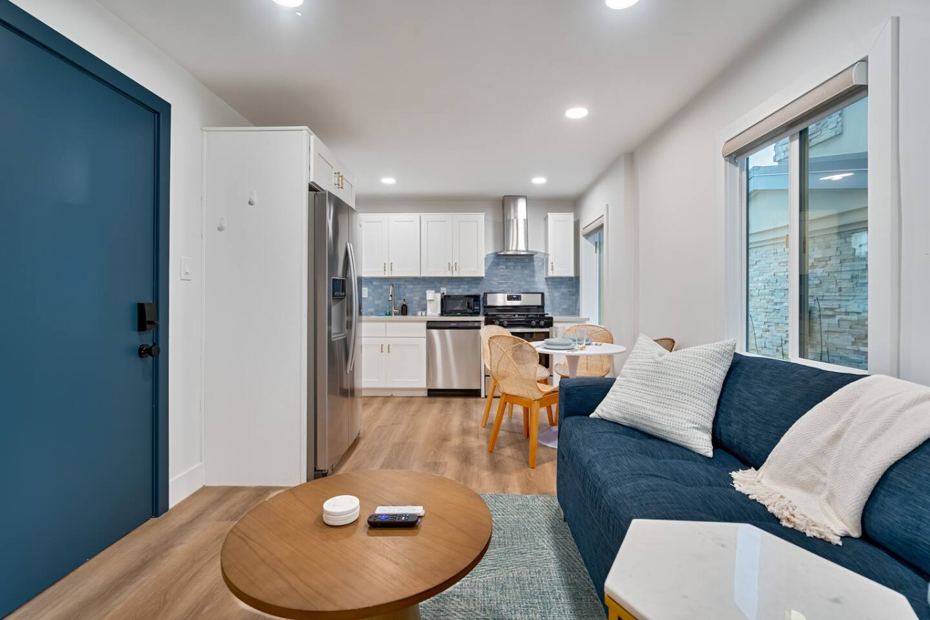 Remodeled 1-BR Suite in Beachfront Building