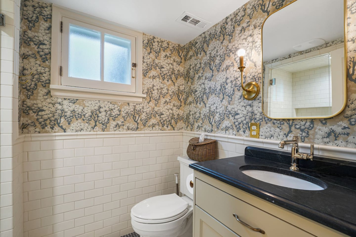 Cozy Downtown Provo Cottage w/ King Bed 4