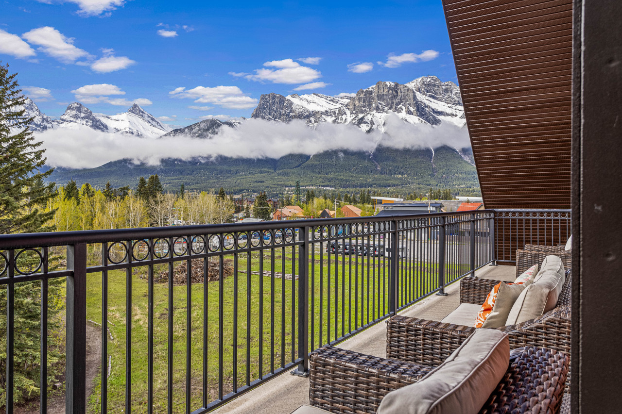 Luxurious Rooftop Hot Tub And Mountain Views - Stunning Penthouse Retreat - 加拿大
