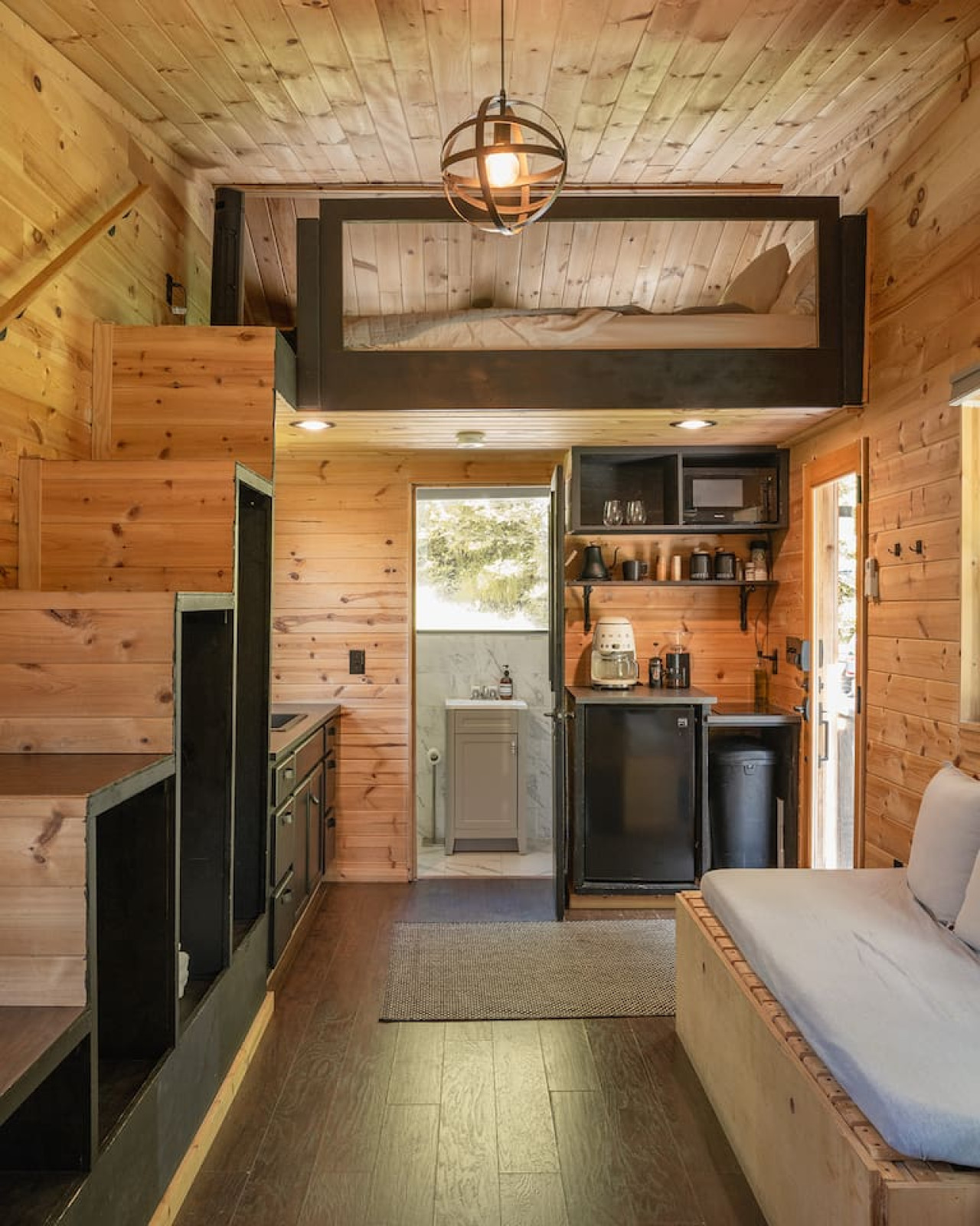 Secluded Getaway | Hot Tub & Stargazing Deck photo 5