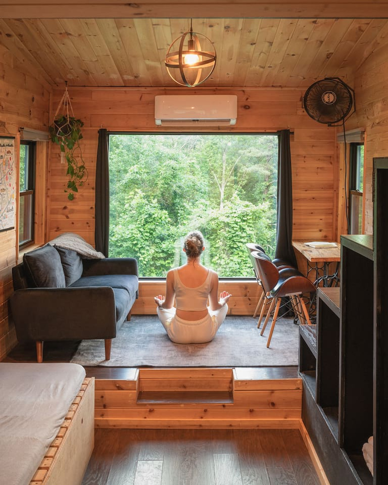 Modern, cozy tiny cabin yet feels very spacious