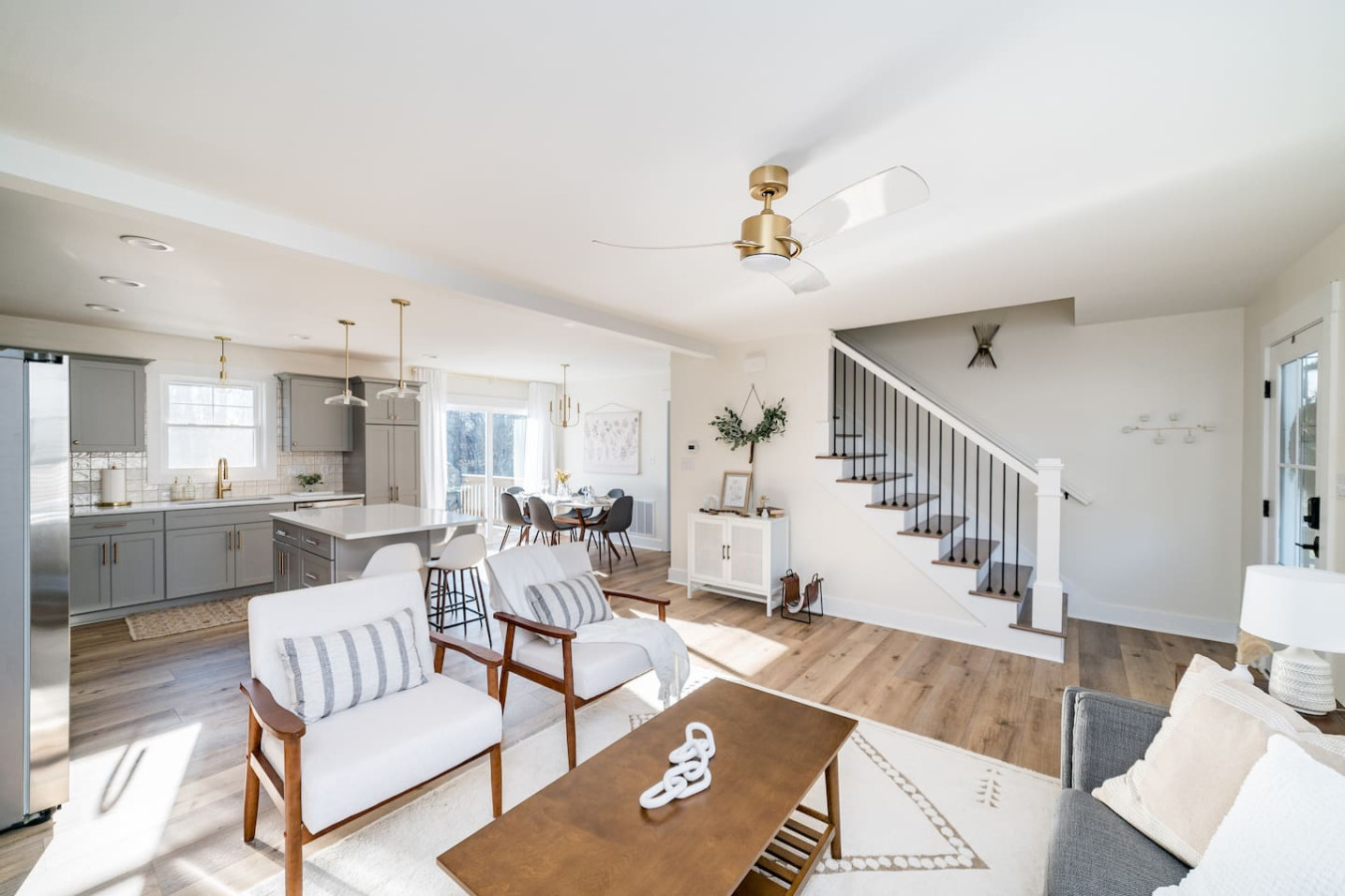 "We loved this fantastic bright and airy home! Great layout and beautifully decorated." -recent guest
