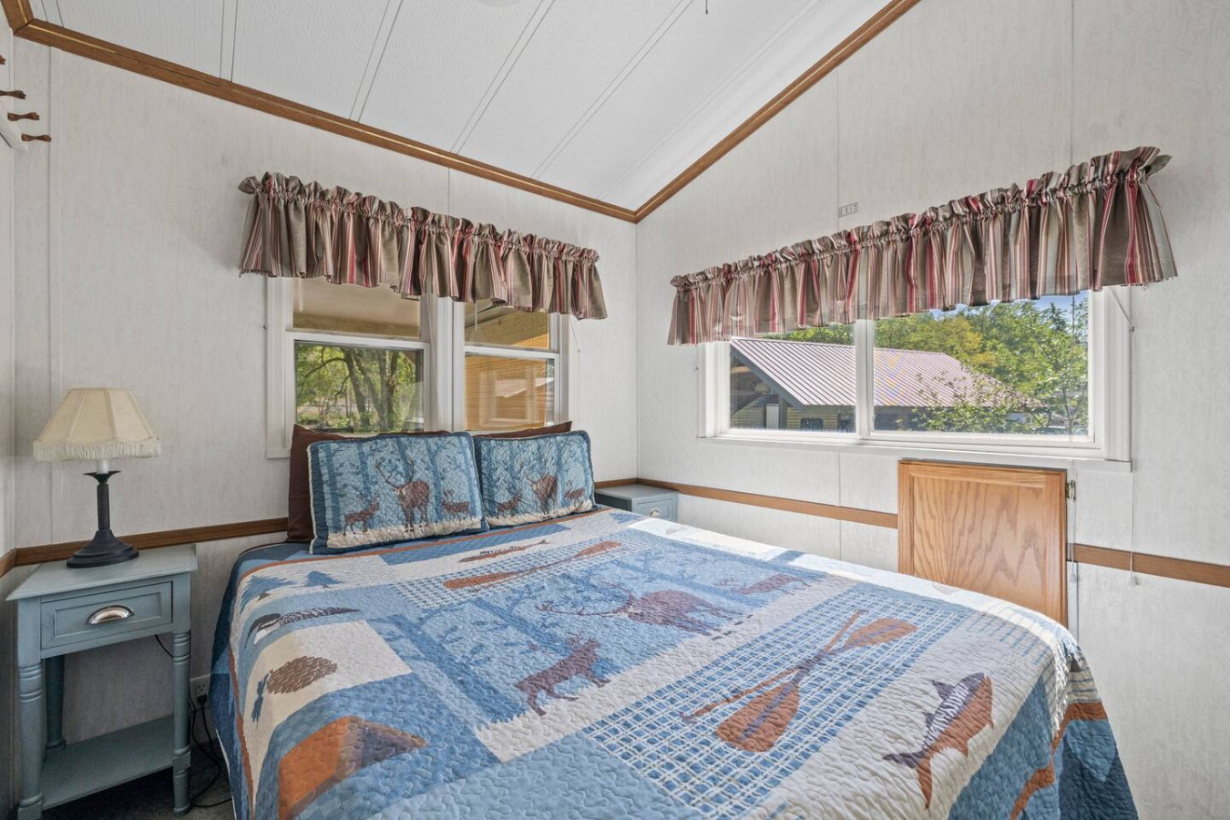 Bedroom with privacy and natural light