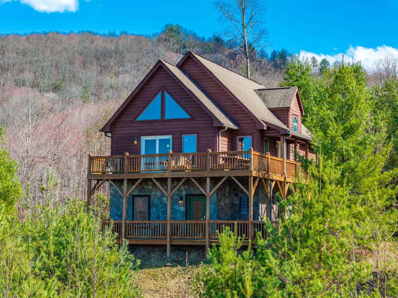 "Borrowed Time" is a gorgeous cabin right outside of Boone, North Carolina.  We'd love to host you!