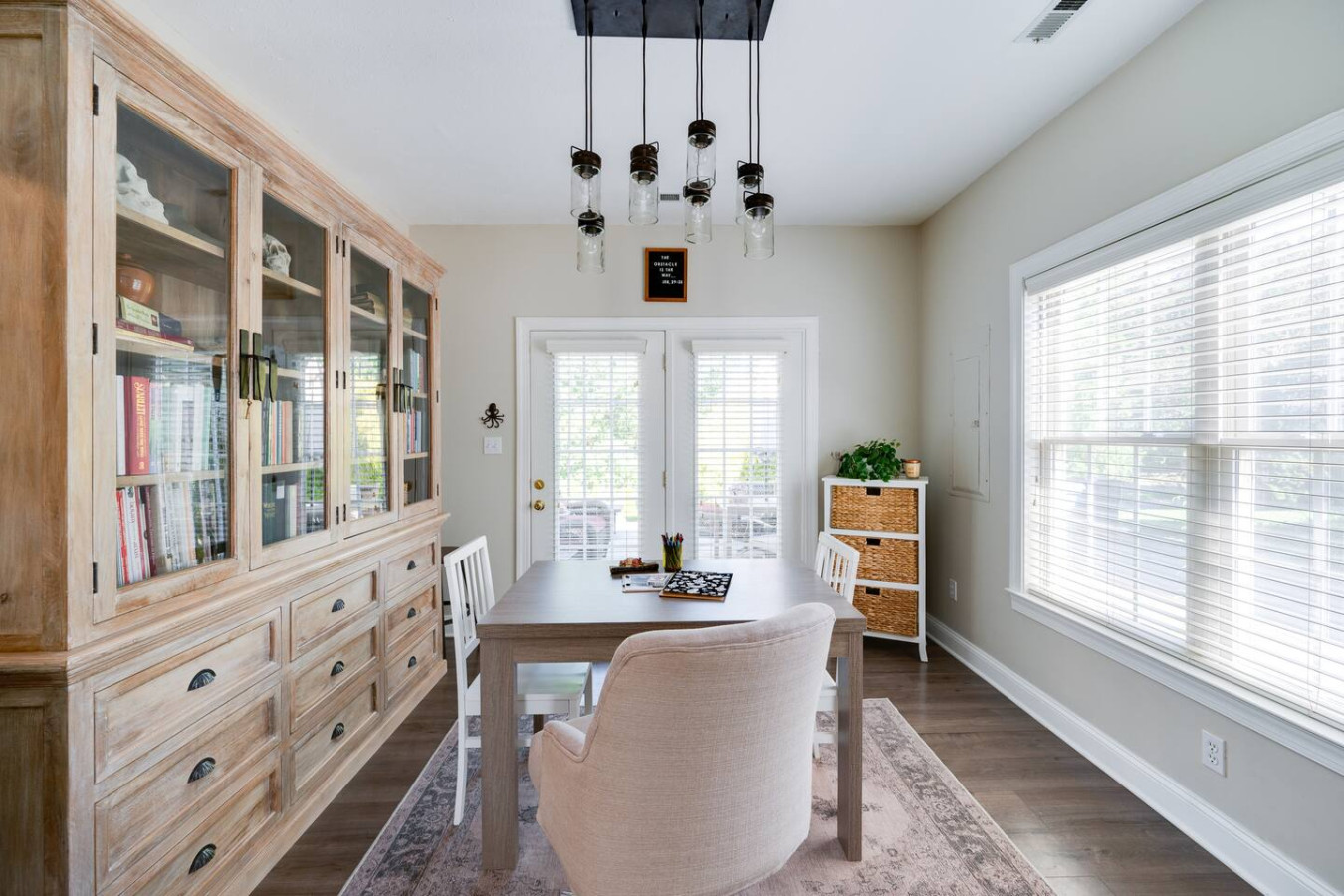 The Wyndsong | Cozy Patio, Fire Pit & Work Space photo 3