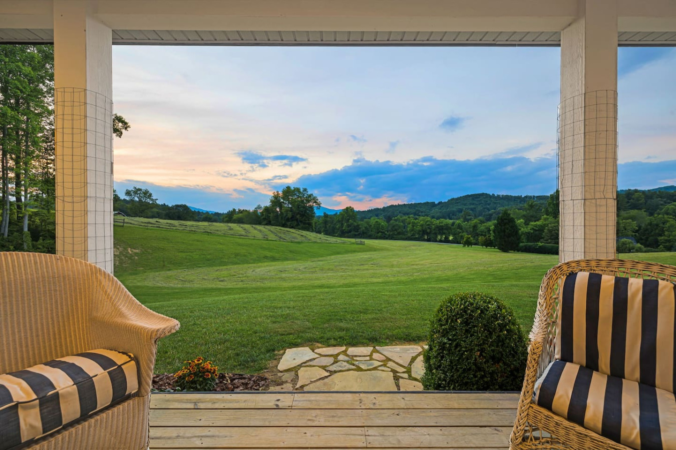 Quaint Home on Horse Farm! | Gorgeous Views photo 5