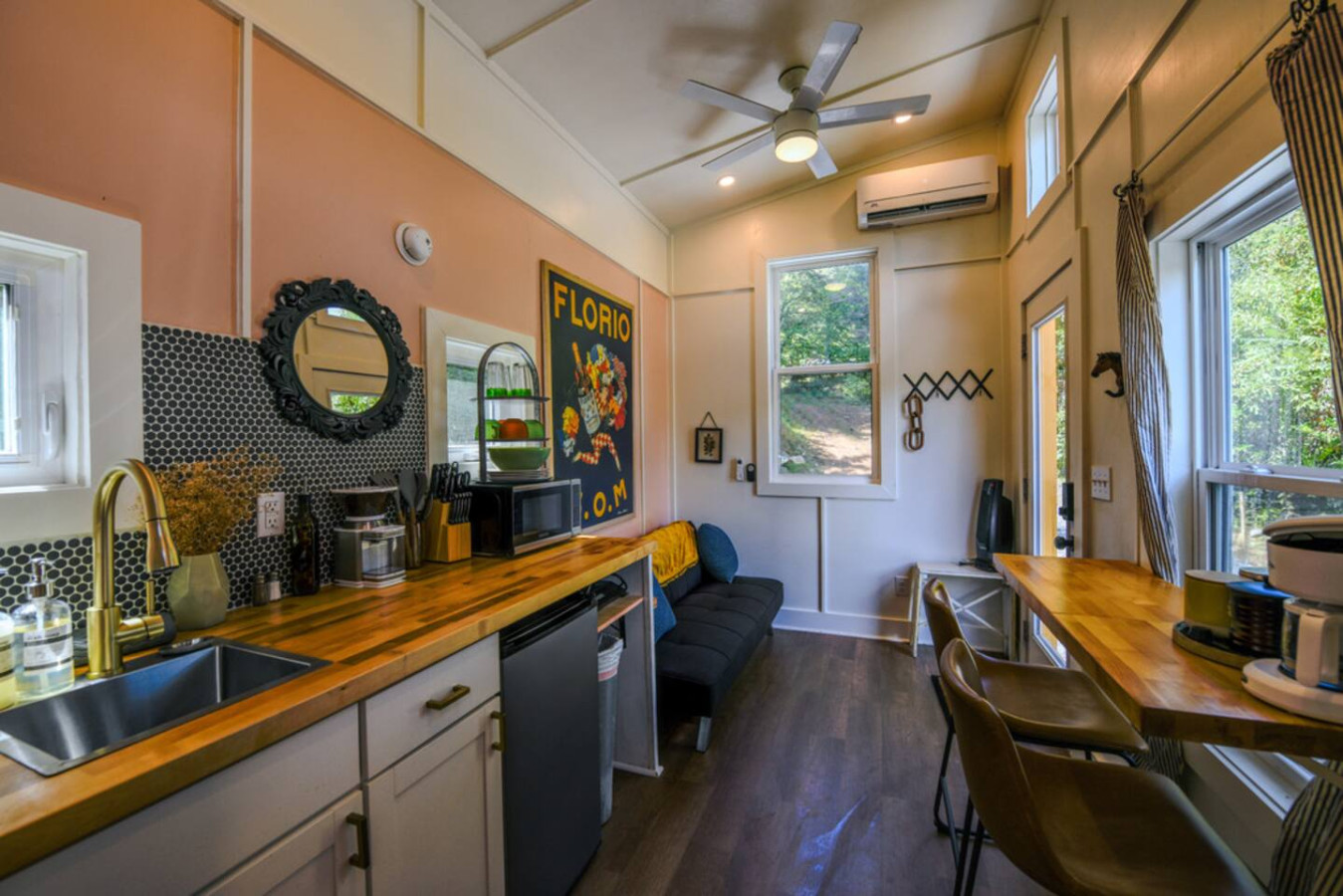 The Florio | Tiny w/ River, Hikes & Rafting photo 3