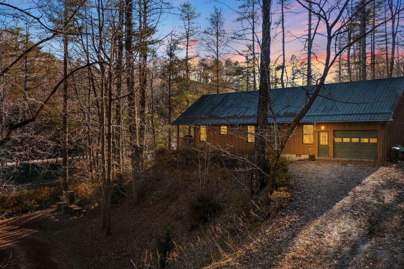Serene Cabin Overlooking Pond on 66 Acres photo 1