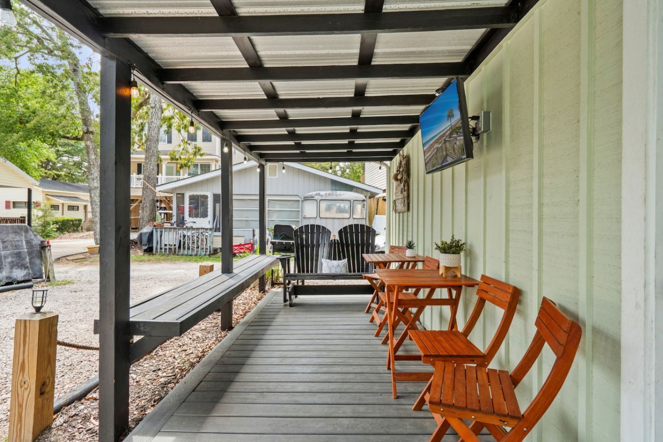 Ocean Lakes Cottage | Covered Patio, Grill & Beach photo 5