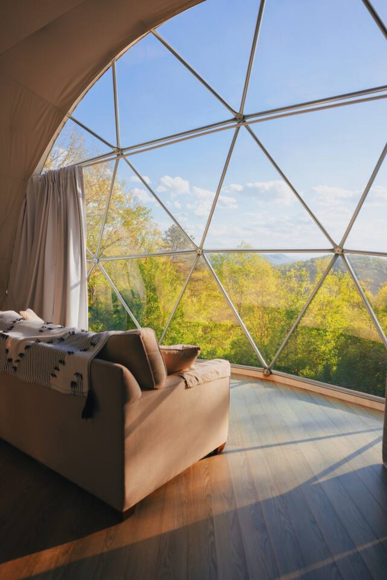 Asheville Luxury Glamping Dome | Mtn View, Hot Tub photo 2